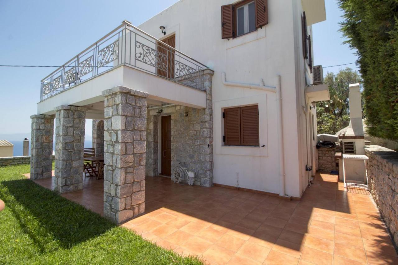 Malvazios Villas #4 Гитион Экстерьер фото